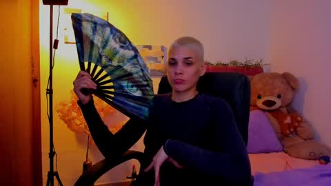 Laura Rose online show from 04/02/26, 05:49