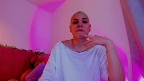 Laura Rose online show from 04/20/26, 04:26