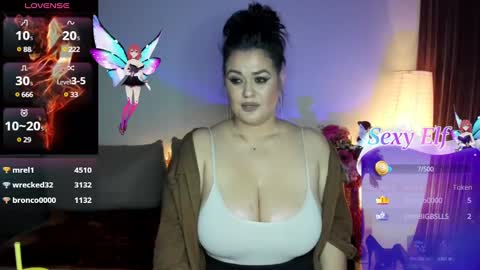 Laura online show from 01/17/25, 02:39