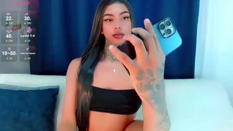 Laura online show from 10/23/25, 06:23