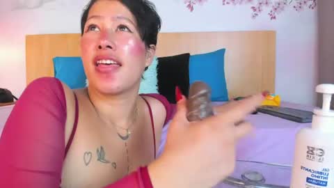 Laura online show from 07/02/26, 03:23