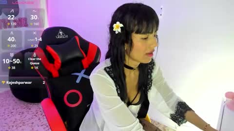 Snapshot of laurablush chatting on 02/10/26, 07:40 LauraBlush online show from 02/10/26, 07:40