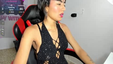 Snapshot of laurablush chatting on 03/28/26, 07:24 LauraBlush online show from 03/28/26, 07:24