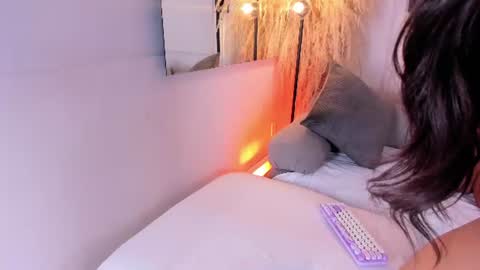 LauraCarther  online show from 06/29/26, 05:24