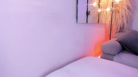 LauraCarther  online show from 07/15/26, 06:02