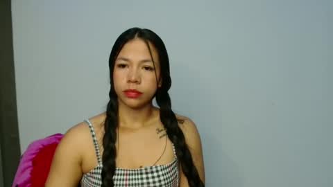 Snapshot of lauracb_ chatting on 04/09/26, 04:12 lauracb online show from 04/09/26, 04:12