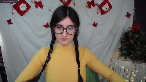 Laura online show from 12/15/24, 07:13
