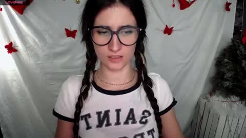 Laura online show from 01/03/25, 02:51