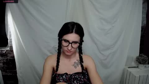 Laura online show from 01/23/25, 02:50