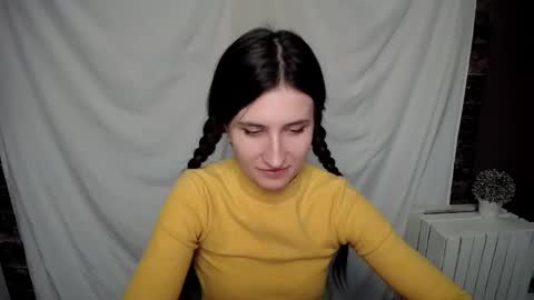 Laura online show from 02/16/25, 11:49