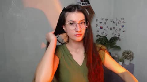 Laura online show from 10/06/25, 06:00