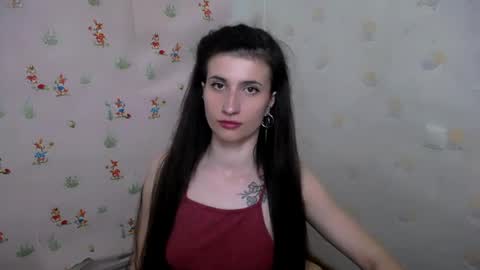 Snapshot of lauradre_ chatting on 04/02/26, 08:34 Laura online show from 04/02/26, 08:34