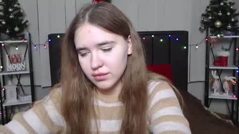 LauraHlot online show from 12/31/24, 01:26