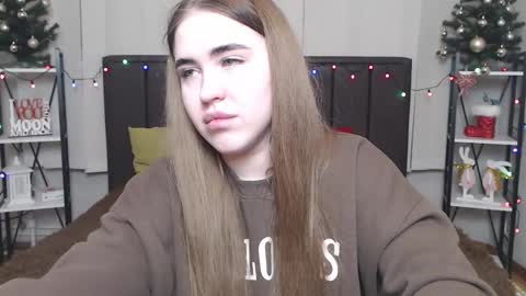 LauraHlot online show from 01/05/25, 09:25