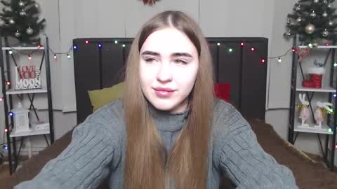 LauraHlot online show from 01/06/25, 09:54