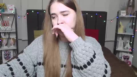 LauraHlot online show from 01/18/25, 10:06