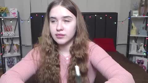 LauraHlot online show from 01/23/25, 04:09