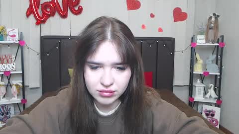 LauraHlot online show from 02/13/25, 06:48