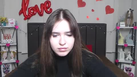 LauraHlot online show from 02/15/25, 09:48