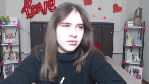 LauraHlot online show from 02/23/25, 06:23