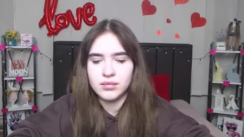 LauraHlot online show from 02/24/25, 06:58