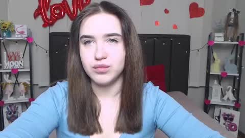 LauraHlot online show from 02/26/25, 09:16