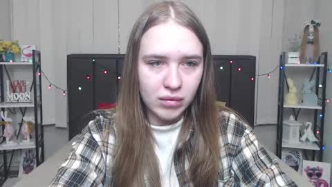 LauraHlot online show from 09/09/25, 05:40