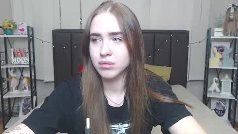 LauraHlot online show from 09/24/25, 05:44