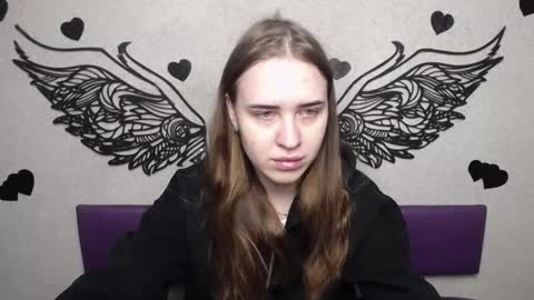 LauraHlot online show from 10/04/25, 05:49