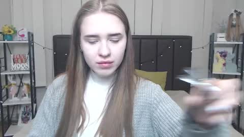 LauraHlot online show from 10/14/25, 06:31