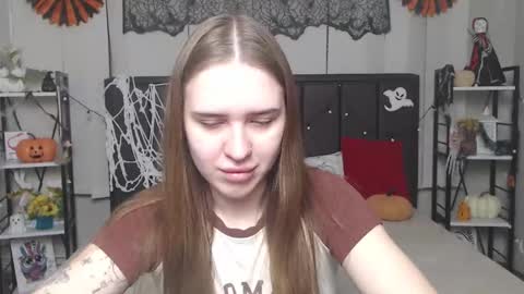 LauraHlot online show from 10/30/25, 06:08