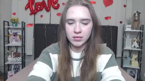 LauraHlot online show from 02/05/26, 08:46