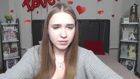 LauraHlot online show from 03/19/26, 07:07
