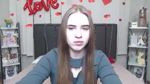 LauraHlot online show from 03/28/26, 06:51