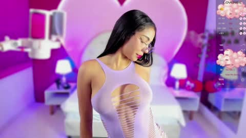 Laura MartinGMT-5 2200-0600 online show from 12/12/24, 12:27