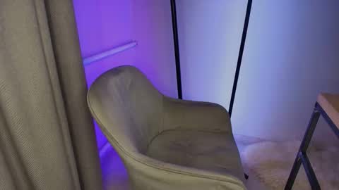 Leila Libertas online show from 11/05/25, 09:26