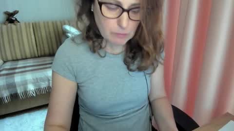 Lauraoven1 online show from 03/16/26, 09:57