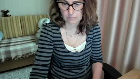 Lauraoven1 online show from 05/29/26, 07:17