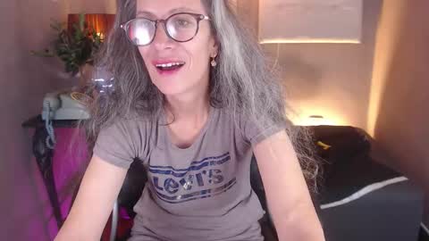 Laura Sofia online show from 01/31/26, 07:11