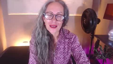 Laura Sofia online show from 02/03/26, 04:10