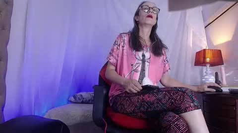 Laura Sofia online show from 03/25/26, 03:23