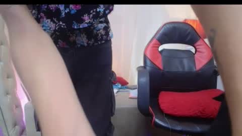 Laura Sofia online show from 07/08/26, 12:20