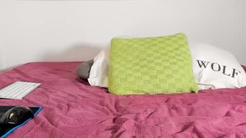 Laura Lara Sommer online show from 01/11/25, 09:36