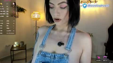 Laura online show from 07/05/26, 09:33