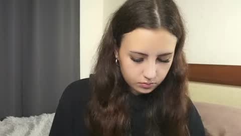 Monica online show from 09/19/25, 08:27