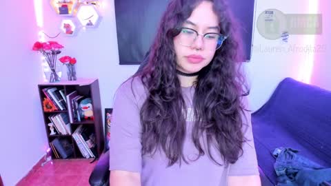 Snapshot of lauren_afrodita chatting on 01/18/25, 05:20 Im Lauren independent model online show from 01/18/25, 05:20