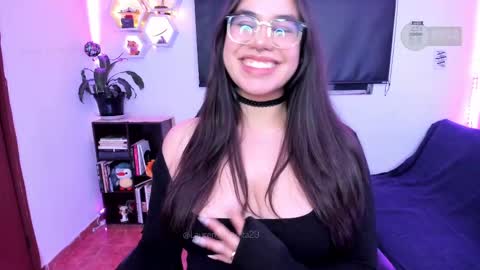 Snapshot of lauren_afrodita chatting on 02/13/25, 05:26 Im Lauren independent model online show from 02/13/25, 05:26