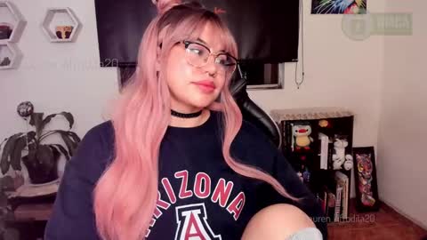 Snapshot of lauren_afrodita chatting on 09/25/25, 04:27 Im Lauren independent model online show from 09/25/25, 04:27