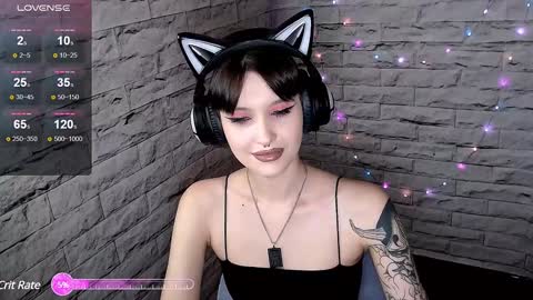 Snapshot of lauren_raquel chatting on 12/14/24, 04:20 Eva online show from 12/14/24, 04:20