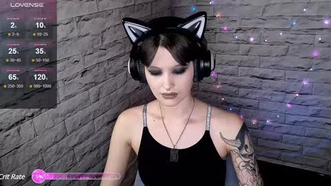 Snapshot of lauren_raquel chatting on 01/02/25, 05:29 Eva online show from 01/02/25, 05:29